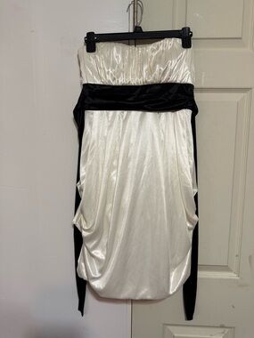 Ruby Rox Ivory and Black Strapless Satin Cocktail Dress